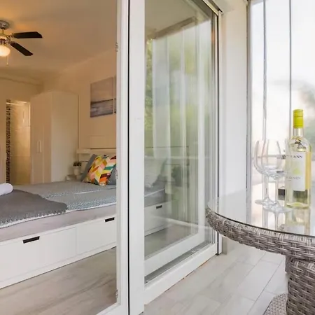 Blue Horizon 公寓 *